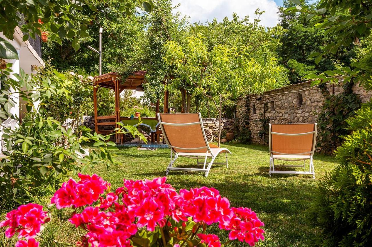 Garmen Hills Guest Houses Экстерьер фото
